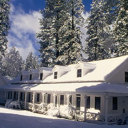 Wawona Hotel